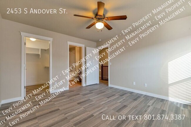 Foto del edificio - 2453 Andover St