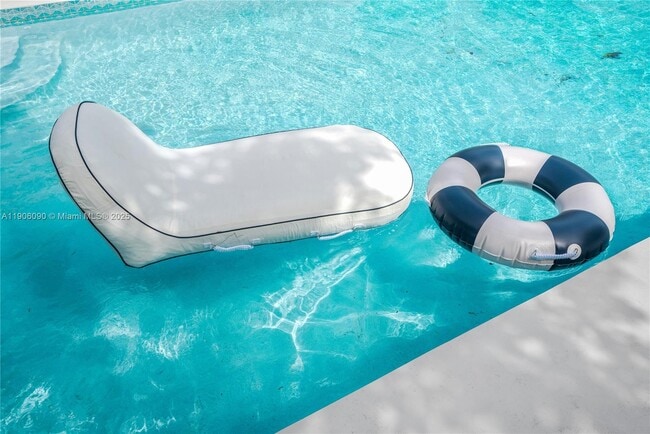 Foto del edificio - 9600 SW 147th St