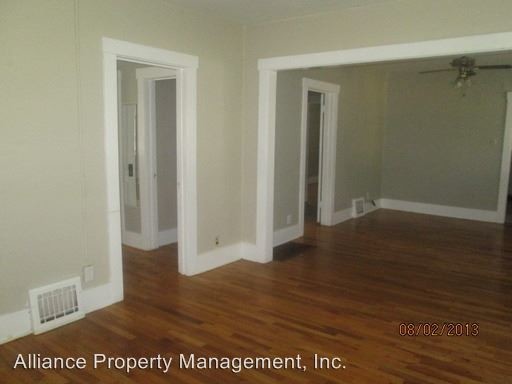 Building Photo - 619 Moro St