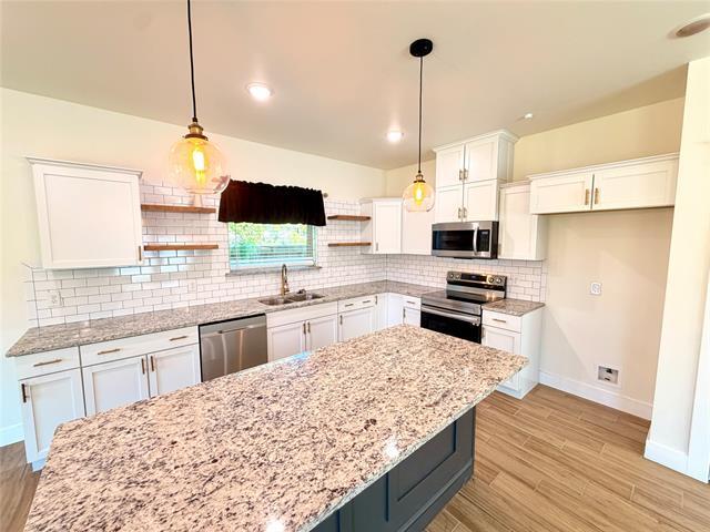 Foto del edificio - 1720 Lloyd Ave