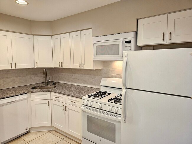 Foto del edificio - 12 Parkside Ct