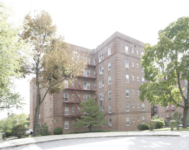 North Riverdale Apartments For Rent