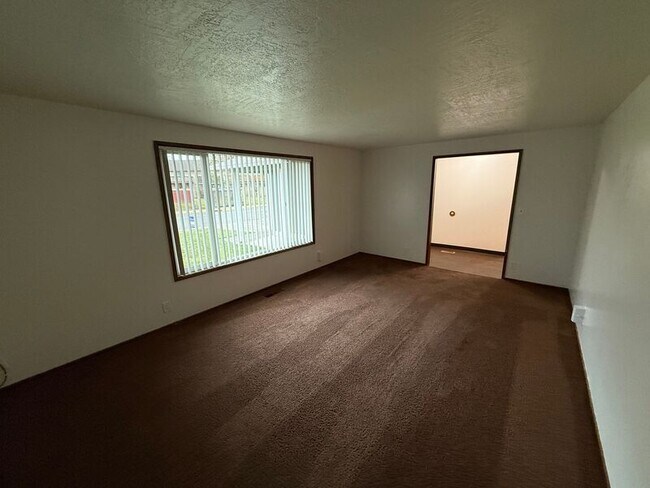 Foto del edificio - 3190 SE Jackson St
