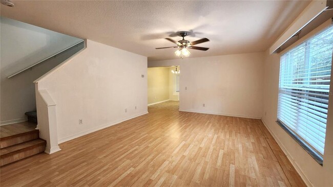 Building Photo - 15119 Deer Meadow Dr