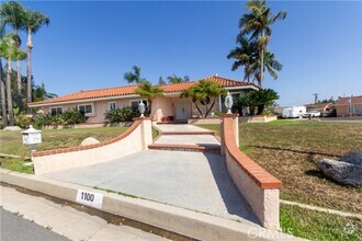 Building Photo - 1100 Wardman Dr