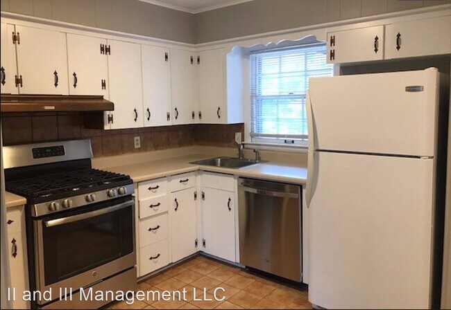 Building Photo - 3 br, 1.5 bath House - 8322 Broadmoor St