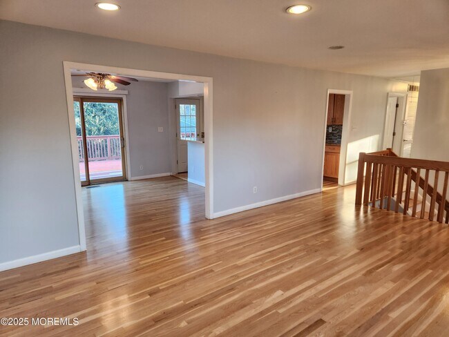 Foto del edificio - 110 Cold Indian Springs Rd