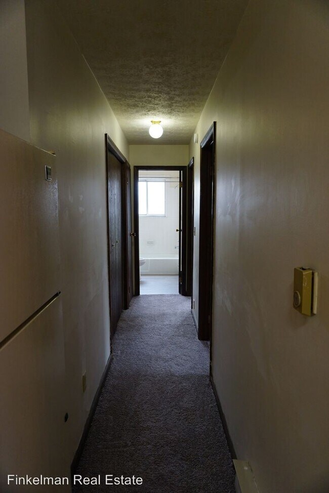 Building Photo - 1412 Jackson Ln