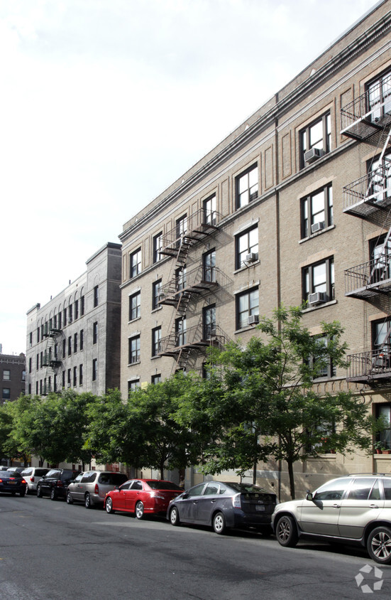 Foto del edificio - 562 W 191st St