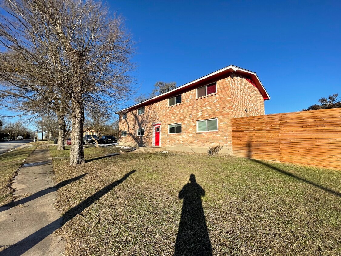 205 S 16th St Unit 3, Temple, TX 76501 Apartments in Temple, TX