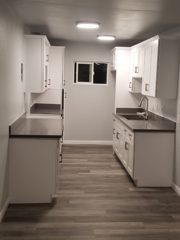 2505 W Compton Blvd Unit B, Compton, CA 90220 Room for Rent in