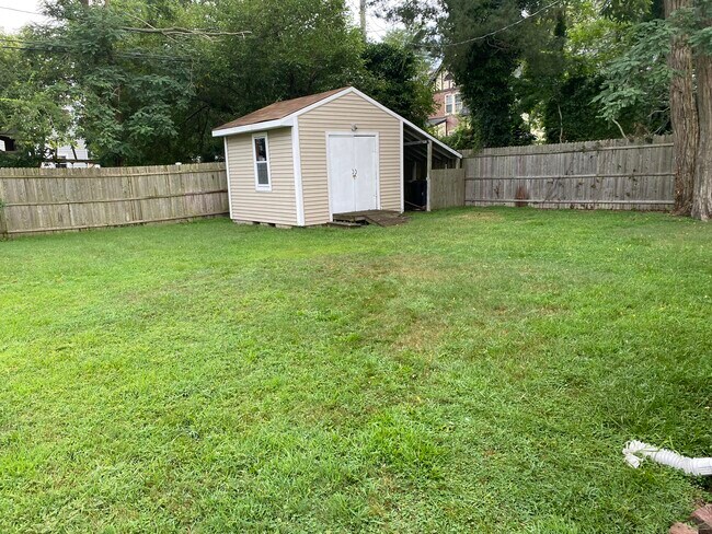 Back Yard and Storage Shed - 4 E Wilmont Ave