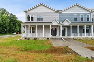 Building Photo - 7996 Humie Olive Rd