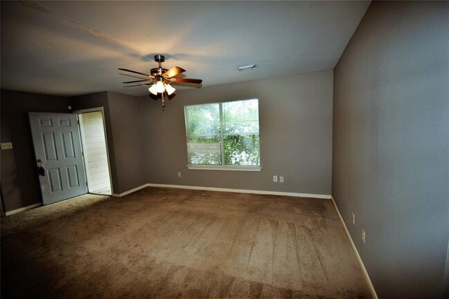 Building Photo - 5350 Cherie Crest Ct
