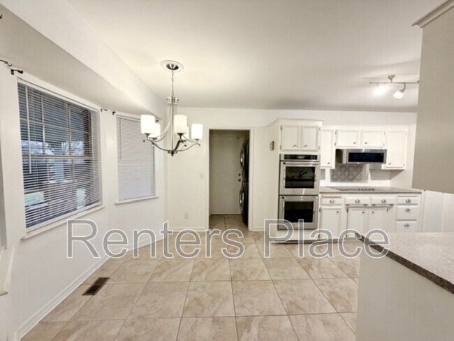 Foto del edificio - 6310 S 72nd E Pl