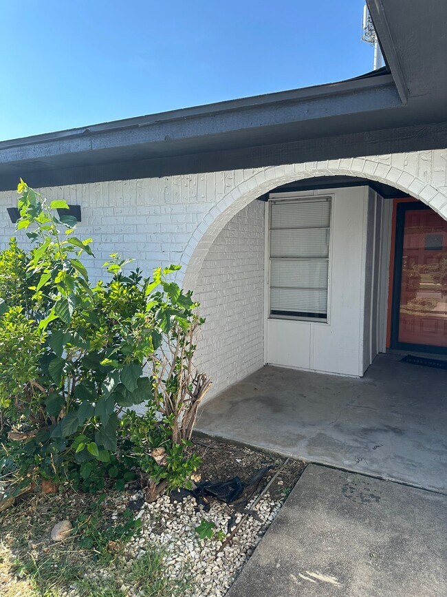 Foto del edificio - 7222 NW Lawton Ave