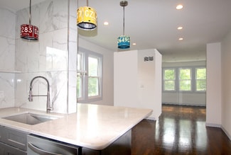 Building Photo - 4422 Maxwell St