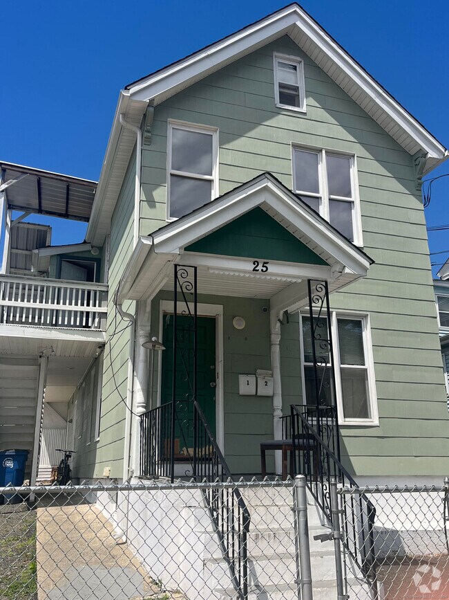 Quinnipiac River Historic District Pet Friendly Apartments for Rent