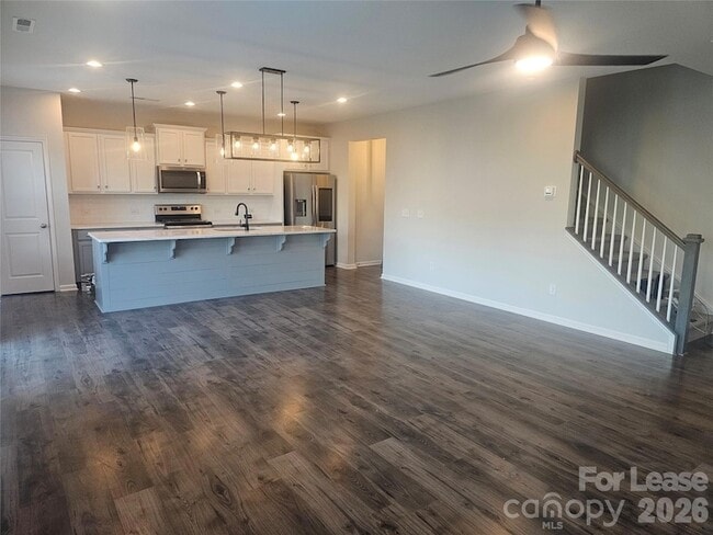 Building Photo - 1237 Scotch Meadows Loop