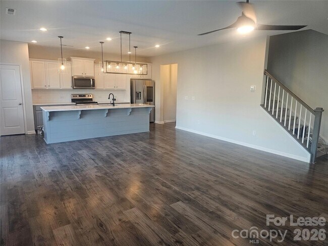 Foto del edificio - 1237 Scotch Meadows Loop