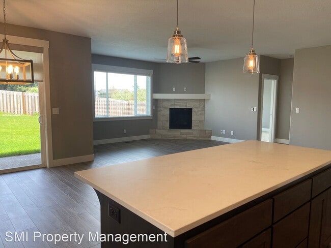 Building Photo - 3 br, 2 bath House - 801 Covey Run Street