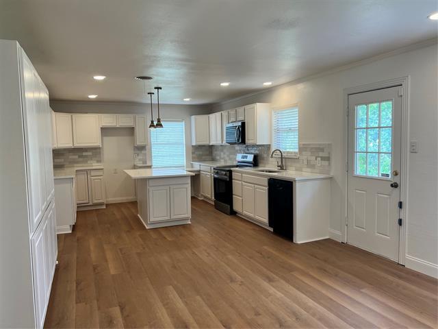 Foto del edificio - 2406 Ridgecrest Dr