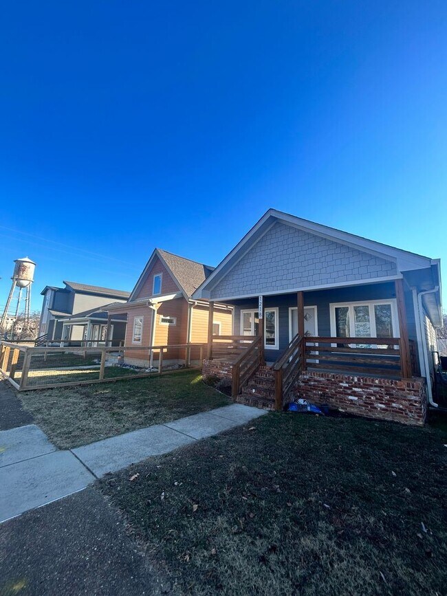 Foto del edificio - 2 br, 2 bath House - 1218 S Lyerly Street