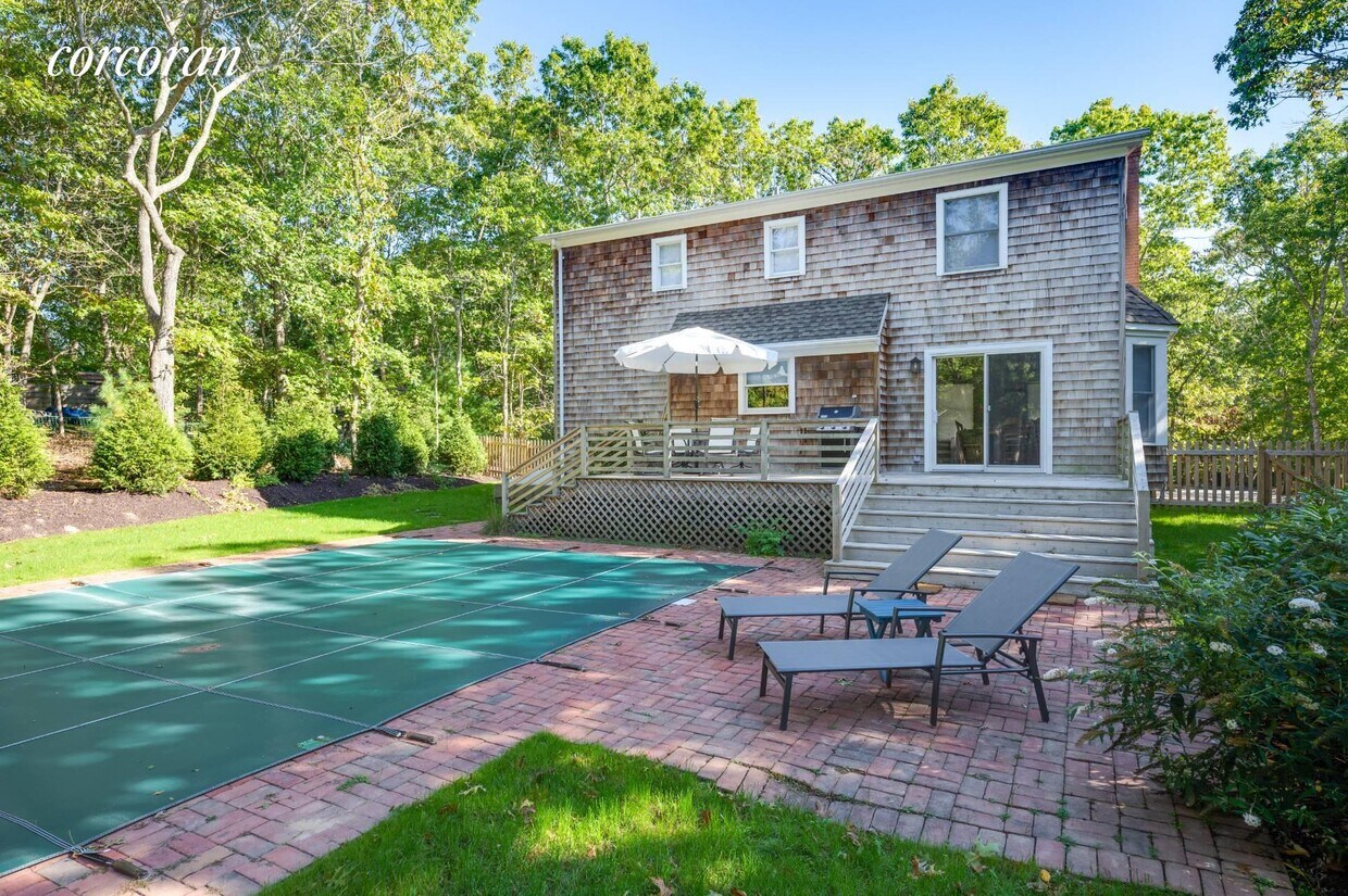 Building Photo - 76 Whooping Hollow Rd