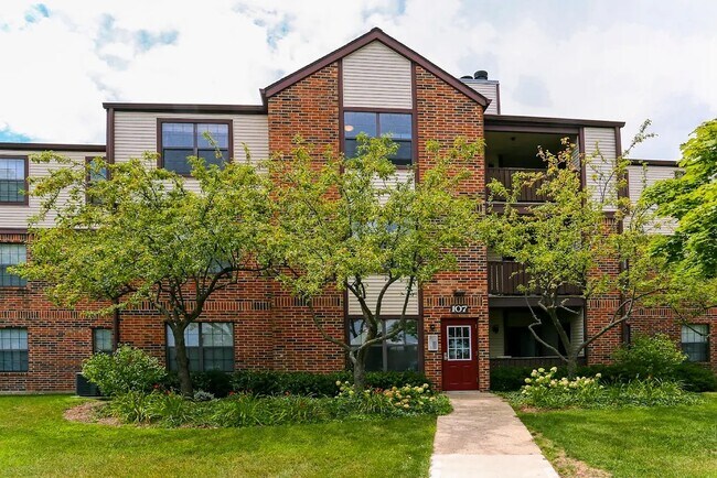 Building Photo - 107 Bent Tree Ln