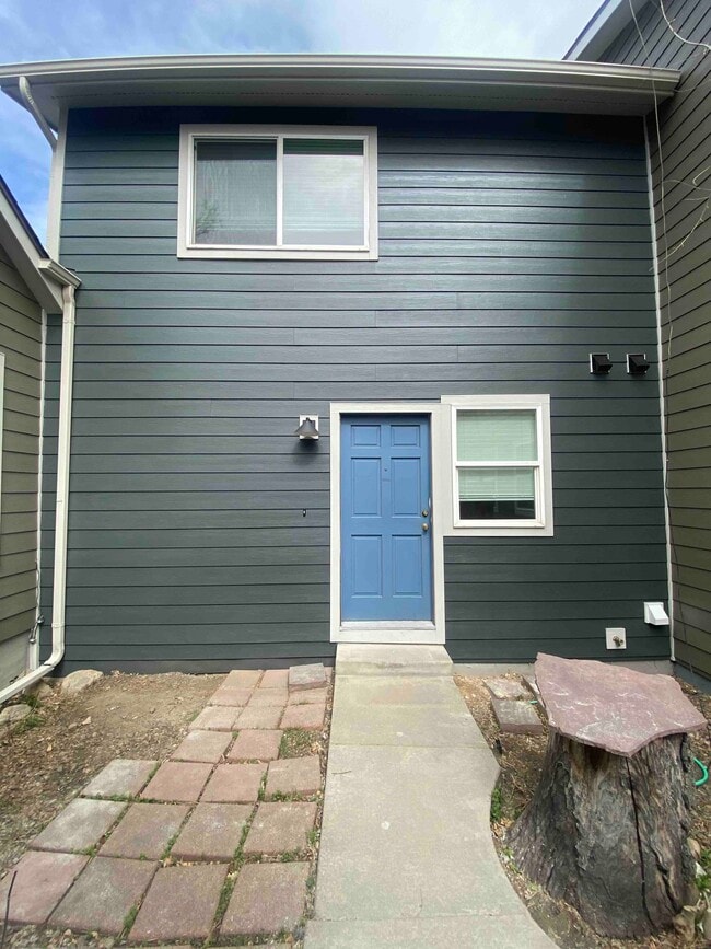 Photo - 2024 Goss St House