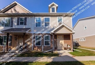 Building Photo - 9155 Coneflower Dr