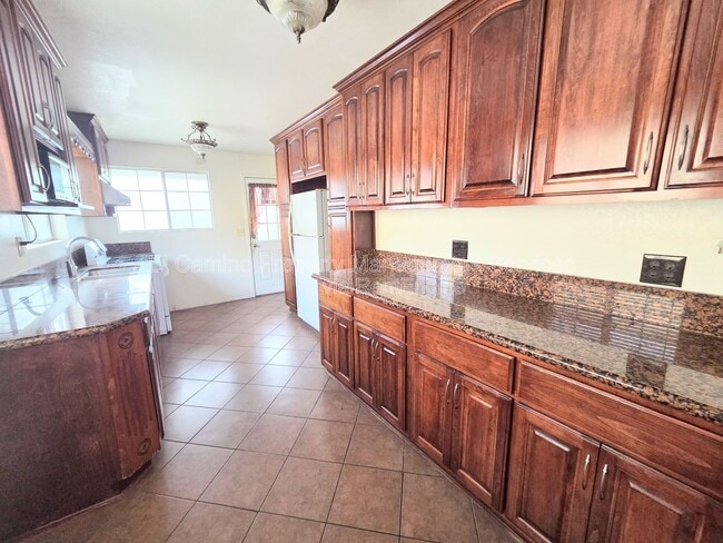 Photo - 734 Williamson Ave House