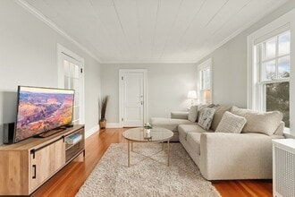 Building Photo - 54 Edgecliff Rd