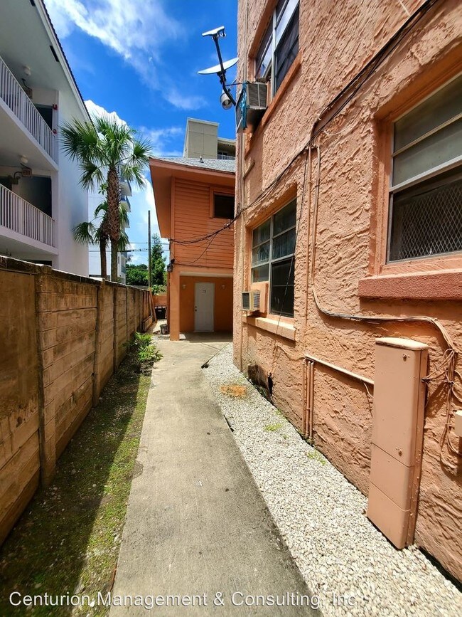 Foto del edificio - 619 SW 2nd St