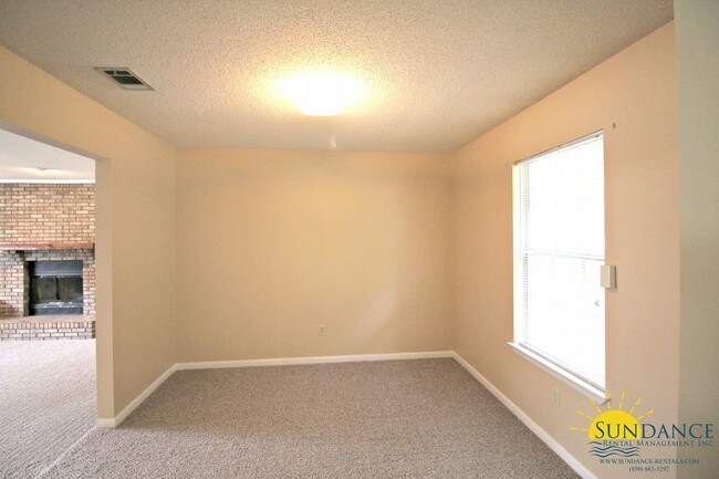 Building Photo - 381 Brian Cir