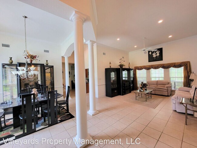 Building Photo - 3 br, 2 bath House - 4210 Sierra Woods Trail