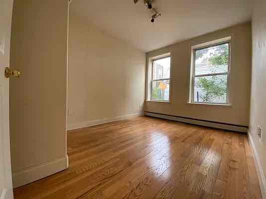 Primary Photo - 17 Tehama St
