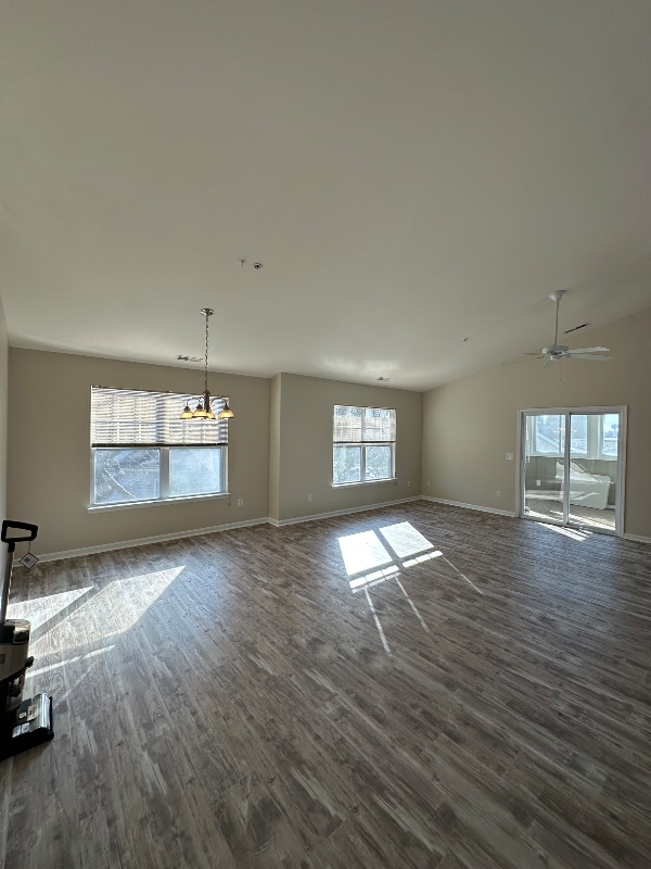 Building Photo - 18934 Shore Pointe Ct