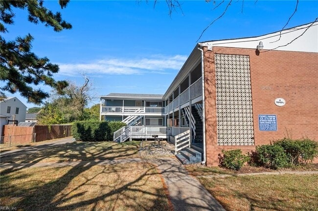 Foto del edificio - 1226 Little Bay Ave