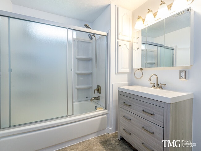 Foto del edificio - 1413 NE 136th St