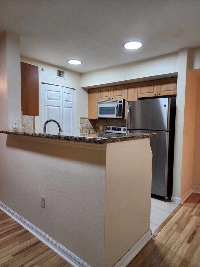 Foto del edificio - 6777 Heritage