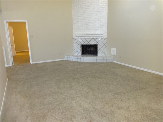 Building Photo - 6814 Wellwood Court