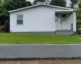 Building Photo - 38 Earlmoor Blvd