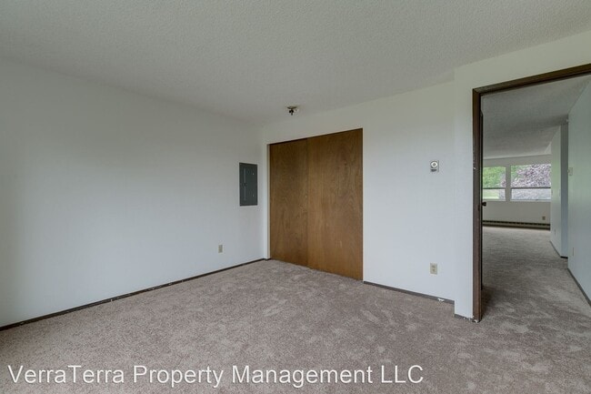 Building Photo - 2 br, 1 bath House - 4313 4th Ave NW