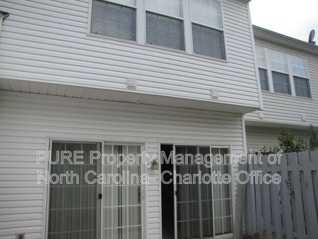 Photo - 3237 Mannington Dr Townhome