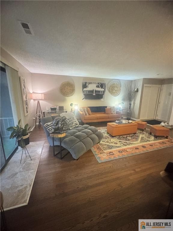 Building Photo - 106 Edison Glen Terrace