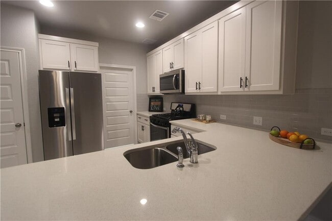 Building Photo - 1829 Artesian Spgs Xing