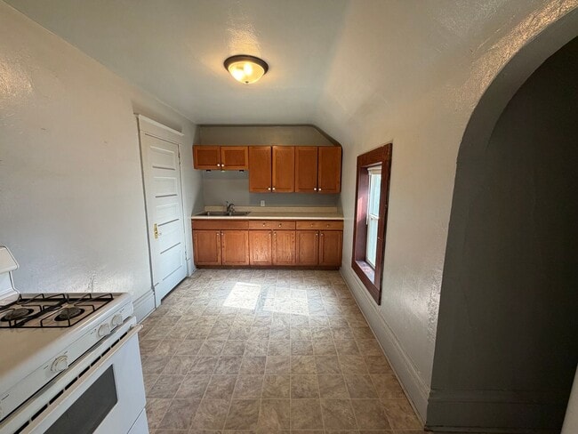 Building Photo - 3909 Orleans Ave