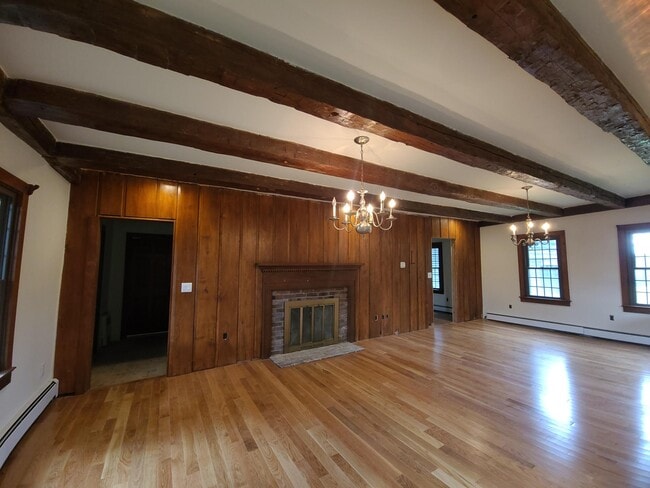 Foto del edificio - 777 Morgan Mile Rd