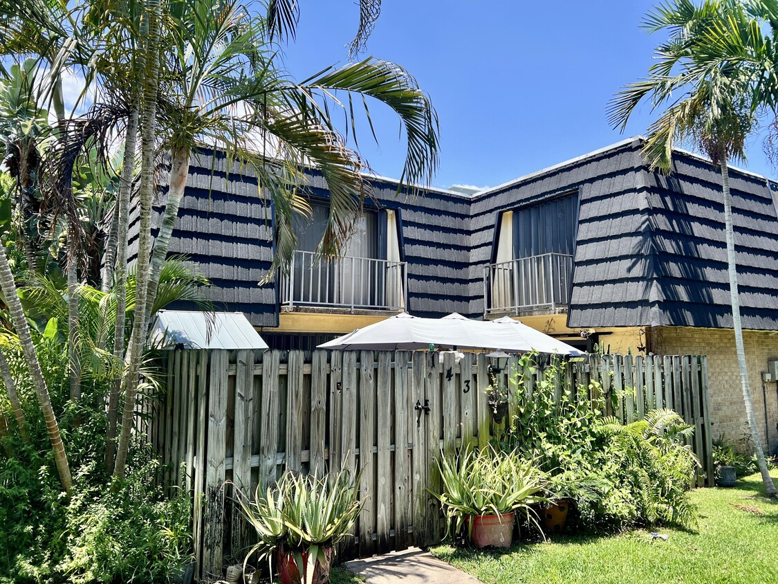 Foto principal - 143 Woodland Rd